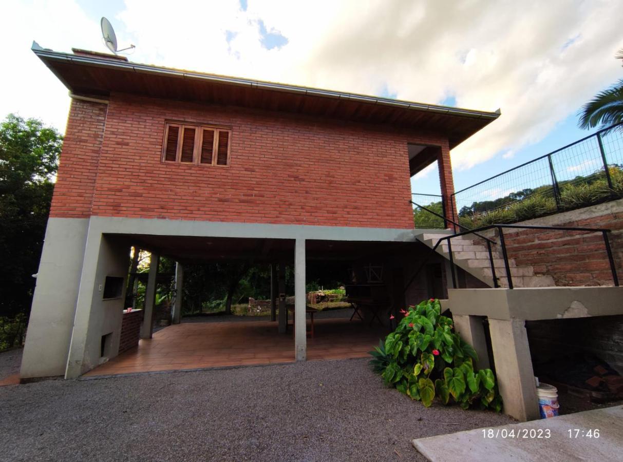 Com Acesso Ao Rio Encantado (Rio Grande do Sul)